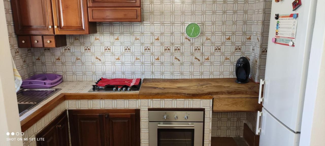 Appartamento Cisto Olbia Bagian luar foto
