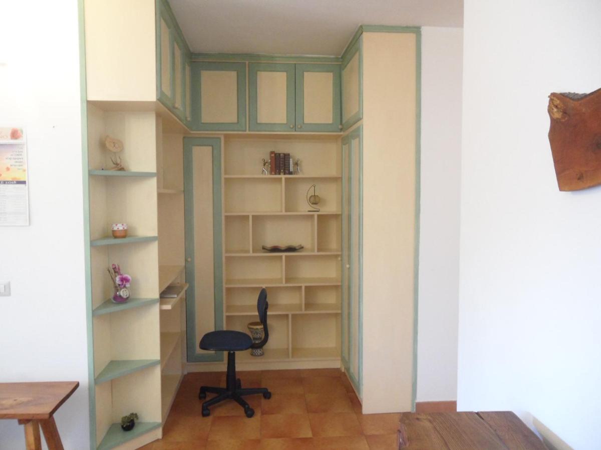 Appartamento Cisto Olbia Bagian luar foto